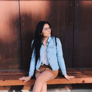 Meet your Posher, Alexandra